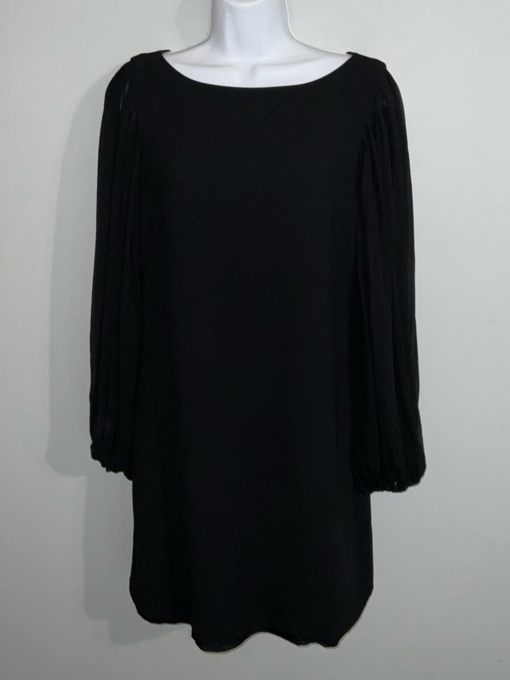 White House Black Market Black Long-Sleeve Sheer Pleated-Sleeve Shift Dress 6